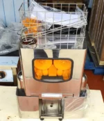 Máquina exprimidora de naranjas a estrenar - Imagen 3