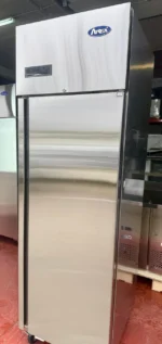 armario frigorifico industrial a estrenar - Imagen 3